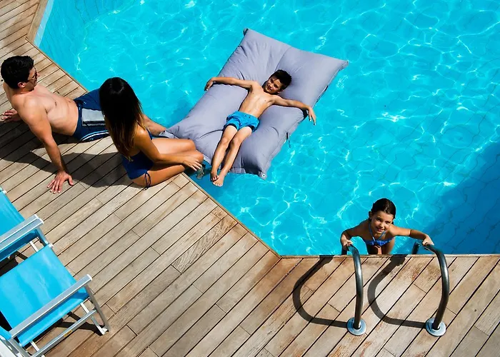 Family Hotel Antibes -50m dal mare -