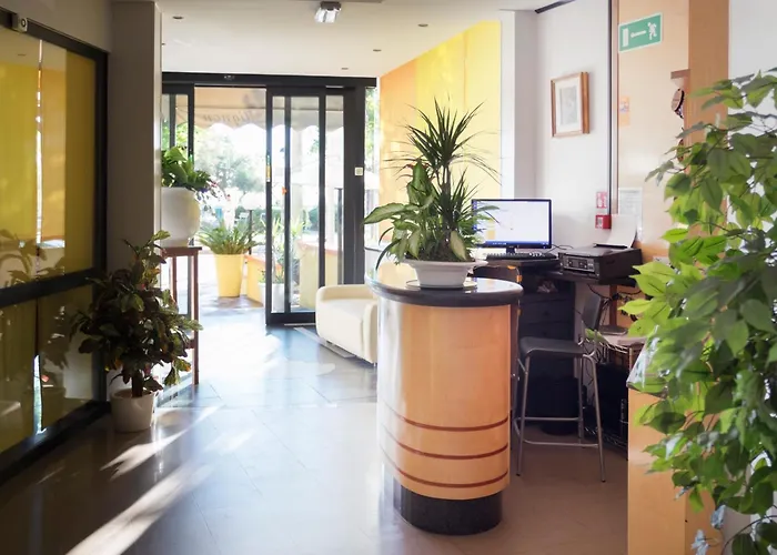 Mignon Riccione Fronte MareAlbergo